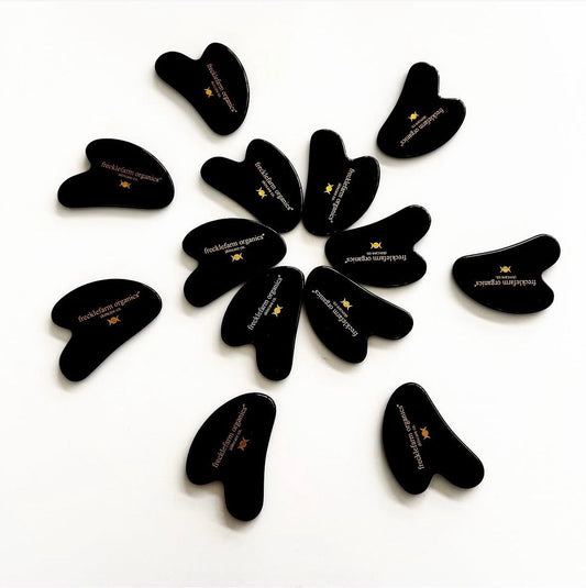 The Ultimate Glow Ritual: Benefits of Black Obsidian Gua Sha + 24K Gold Revitalising Youth Serum